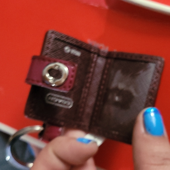 3 Coach keychains - Picture 6 of 7